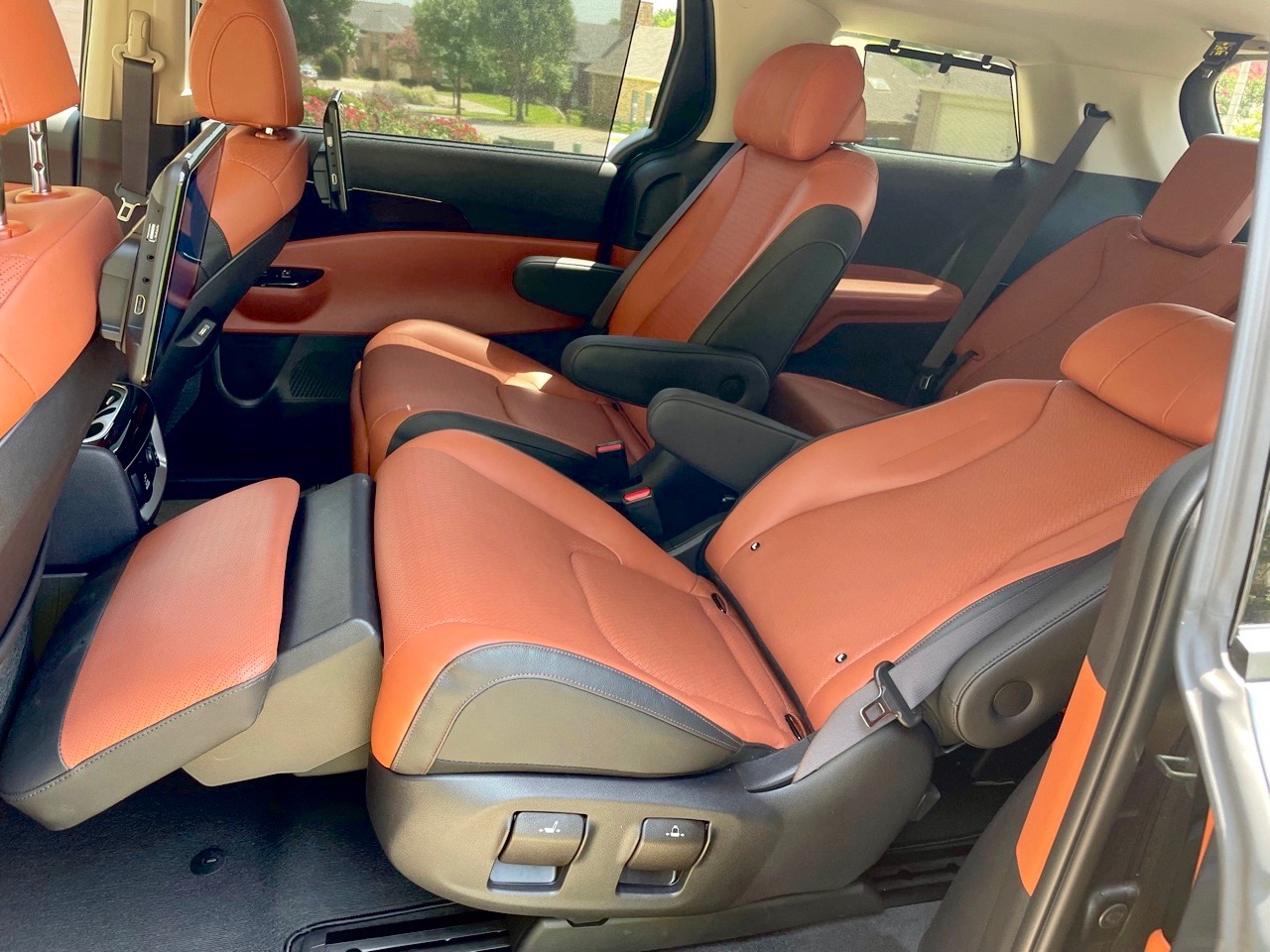 2022 carnival mpv sx prestige